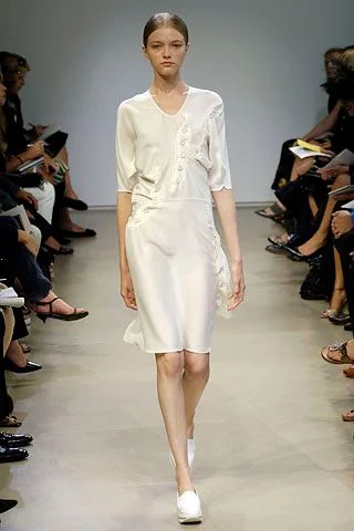 Look 16